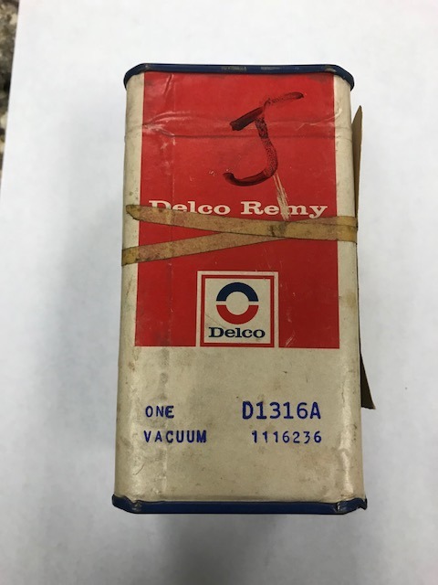 NOS 1116236 Corvette Vacuum Advance