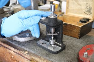 Circle Ess Magnet Jewel Repair Vintage Speedometer tool